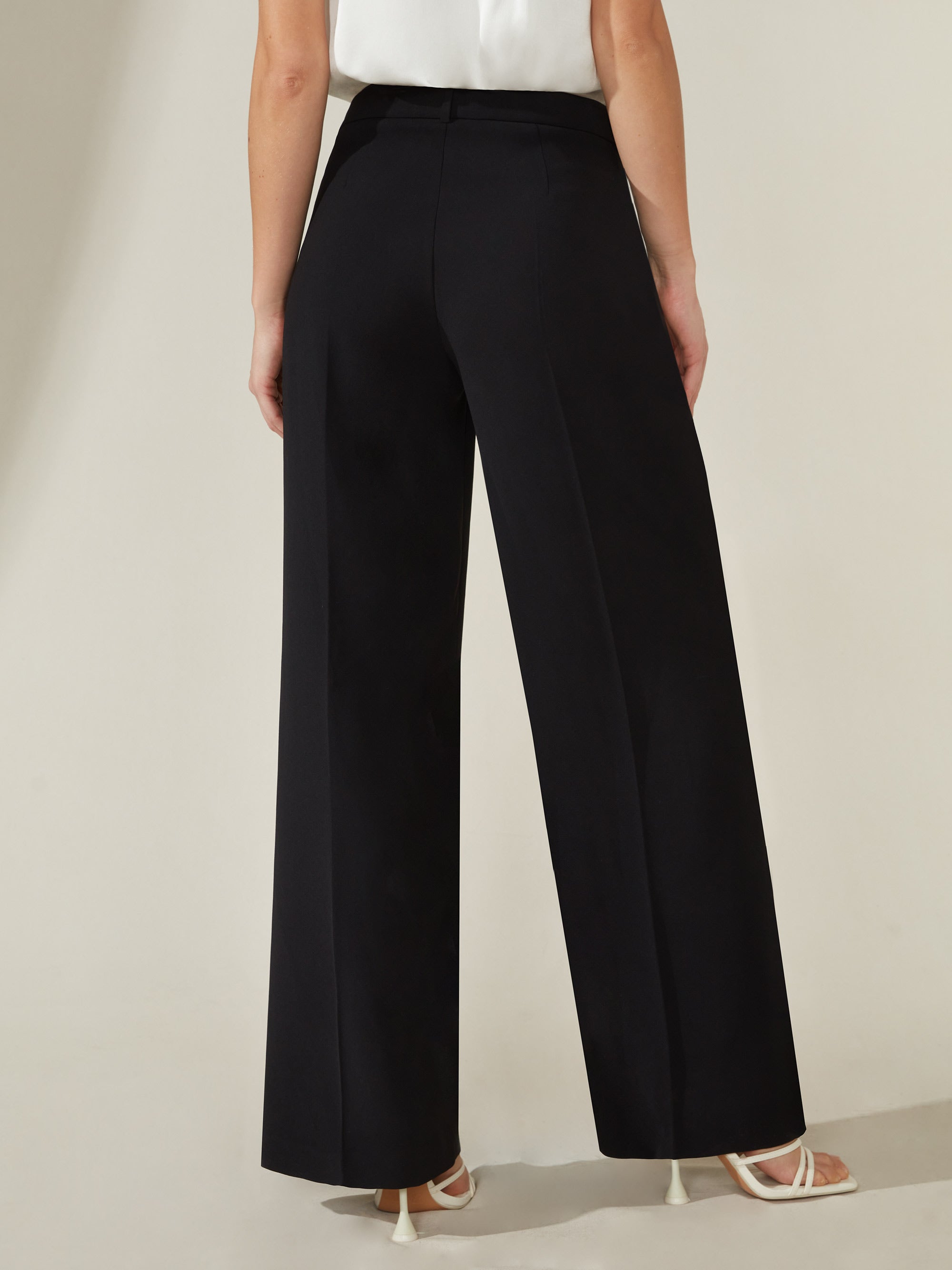 Black fitted hotsell wide leg trousers