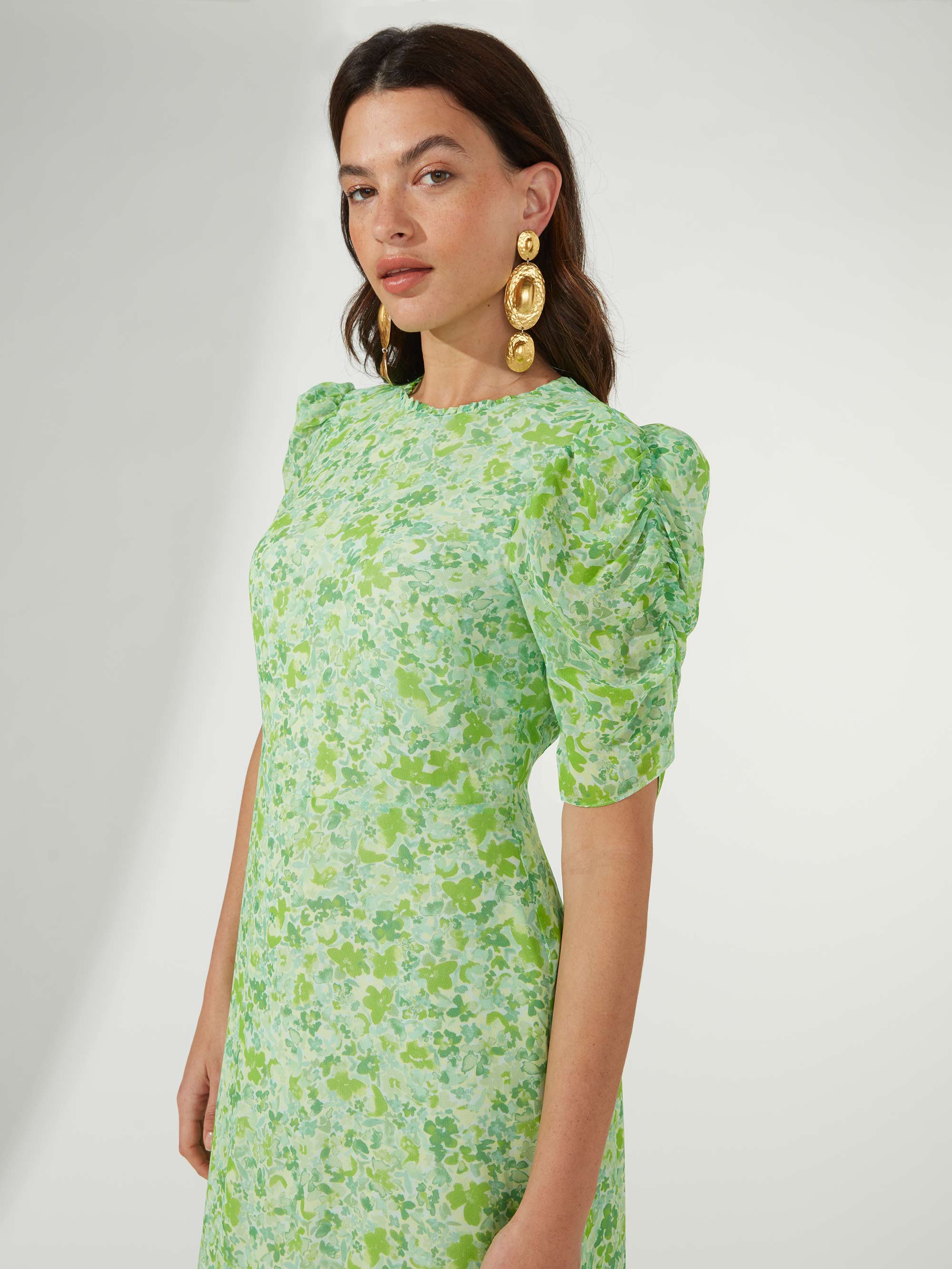 Green Floral Frill Neck Midi Dress – Ro&Zo