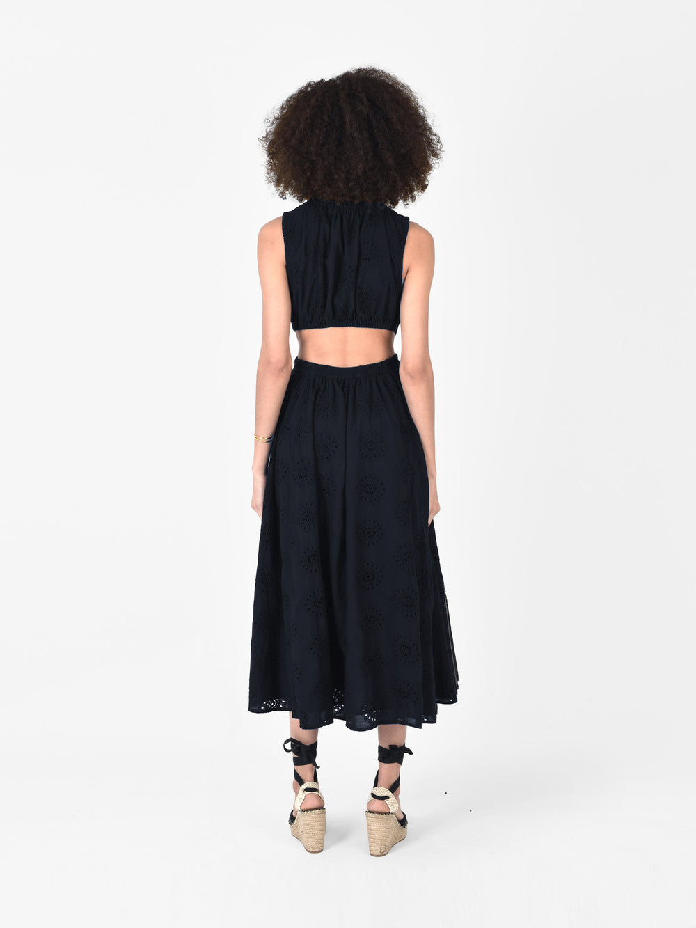 13 Zara Midi Dresses That Are at the Top of Our Shopping Wishlist